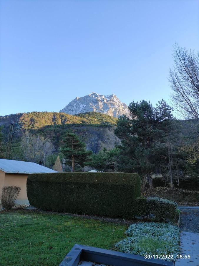 Studio Vue Sur Lac Et Montagne Savines Exterior photo